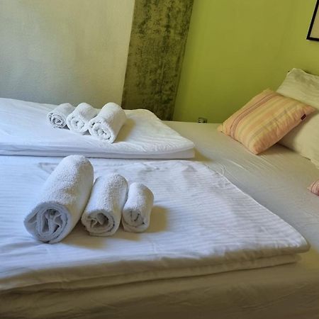 Guest House Klara Солин Екстер'єр фото