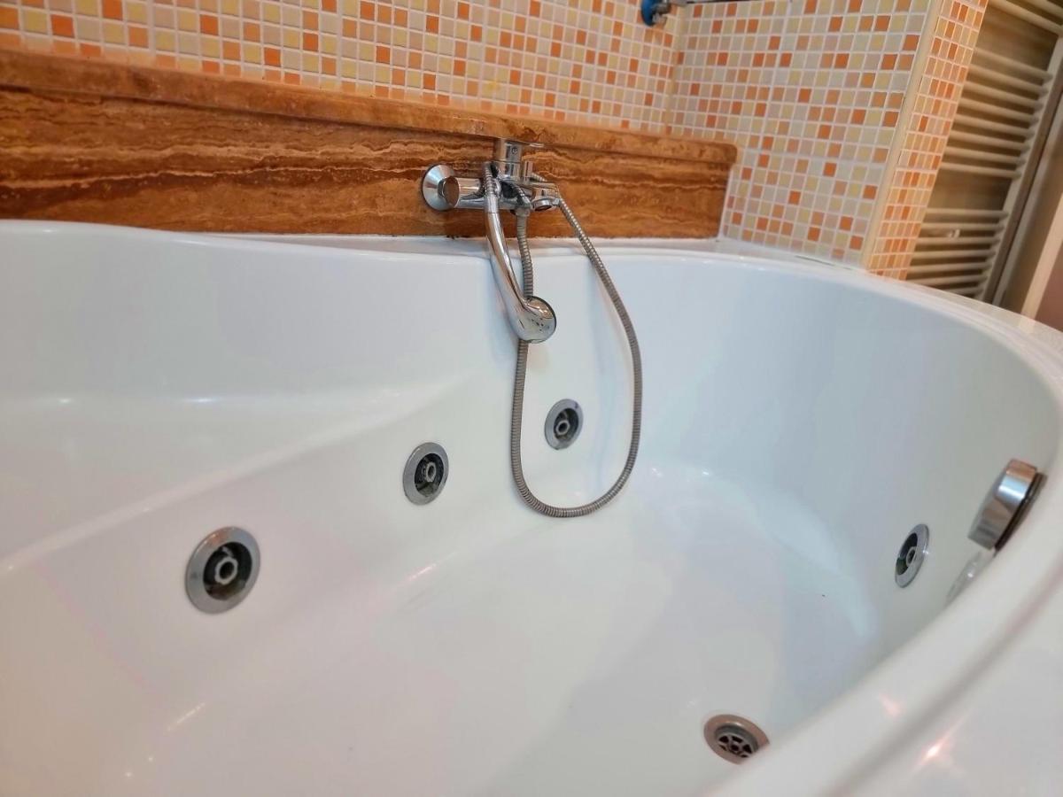 Guest House Klara Солин Екстер'єр фото