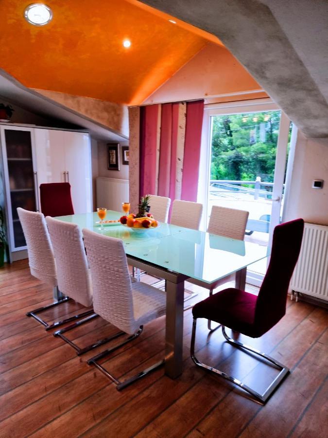 Guest House Klara Солин Екстер'єр фото